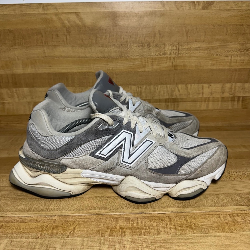 New Balance 9060 Rain Cloud Grey Castlerock U9060GRY Mens 13 Sneakers shoes